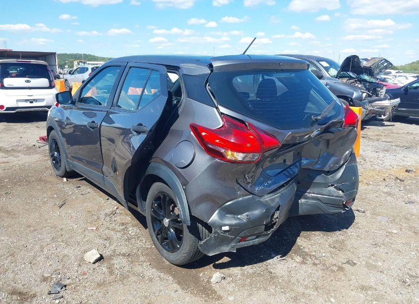 Photo 3 of 2020 Nissan Kicks S XTRONIC CVT (VIN 3N1CP5BVXLL580379)