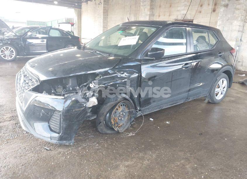 Photo 2 of 2021 Nissan Kicks S XTRONIC CVT (VIN 3N1CP5BVXML495432)