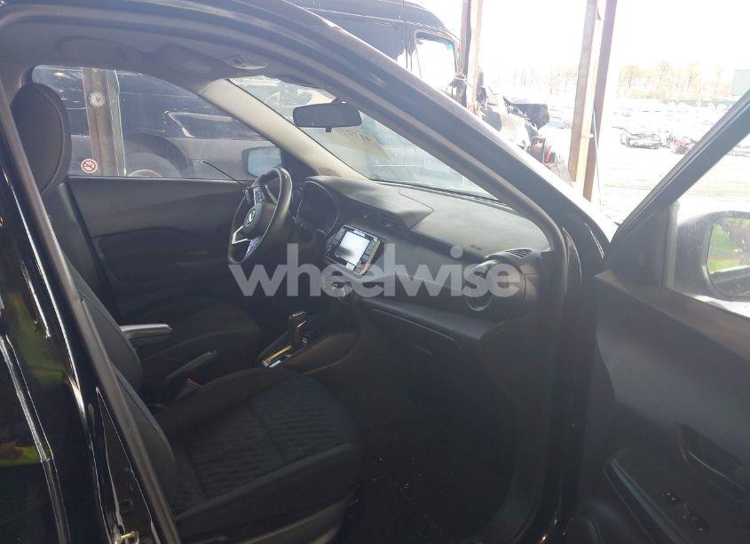 Photo 5 of 2021 Nissan Kicks S XTRONIC CVT (VIN 3N1CP5BVXML495432)