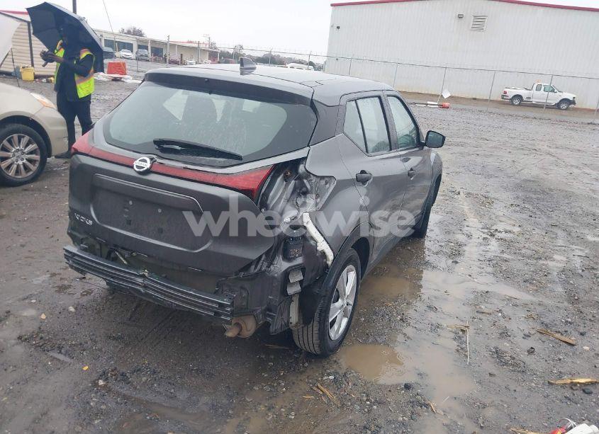 Photo 4 of 2021 Nissan Kicks S XTRONIC CVT (VIN 3N1CP5BVXML511743)