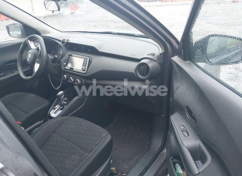 Photo 5 of 2021 Nissan Kicks S XTRONIC CVT (VIN 3N1CP5BVXML511743)