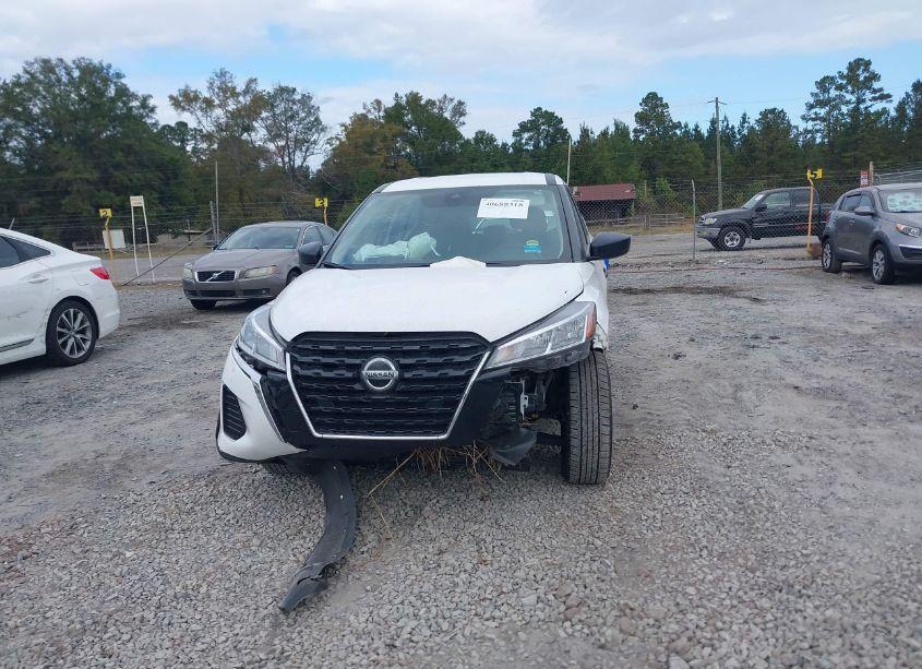 Photo 12 of 2021 Nissan Kicks S XTRONIC CVT (VIN 3N1CP5BVXML538912)