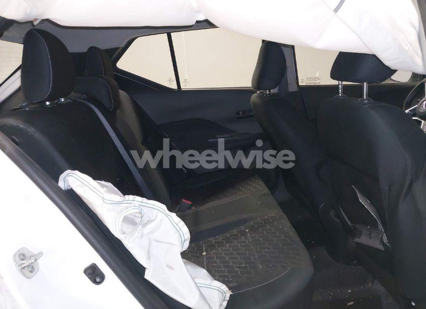 Photo 8 of 2022 Nissan Kicks S XTRONIC CVT (VIN 3N1CP5BVXNL522033)