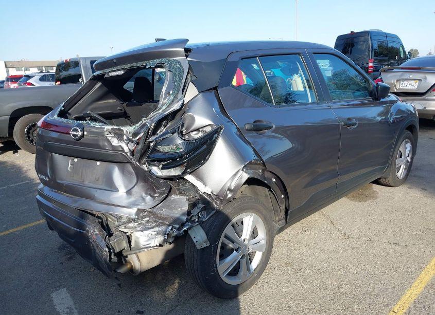 Photo 4 of 2023 Nissan Kicks S XTRONIC CVT (VIN 3N1CP5BVXPL565628)