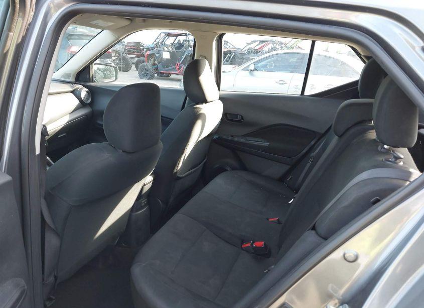 Photo 8 of 2023 Nissan Kicks S XTRONIC CVT (VIN 3N1CP5BVXPL565628)