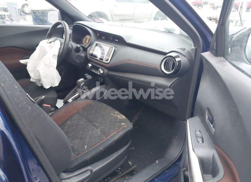 Photo 5 of 2018 Nissan Kicks SR (VIN 3N1CP5CU0JL504494)