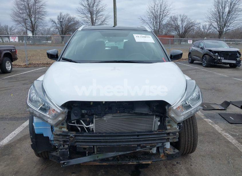 Photo 13 of 2018 Nissan Kicks SV (VIN 3N1CP5CU0JL510389)