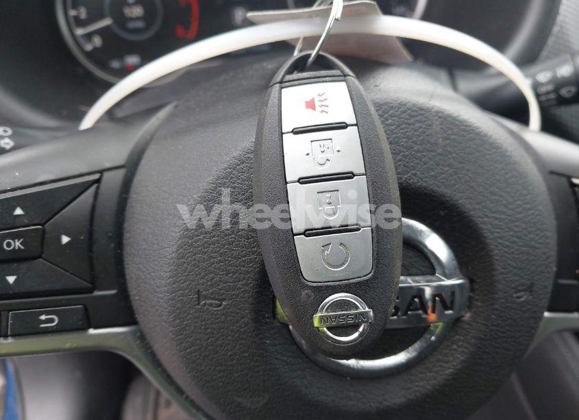 Photo 11 of 2018 Nissan Kicks SV (VIN 3N1CP5CU0JL529427)