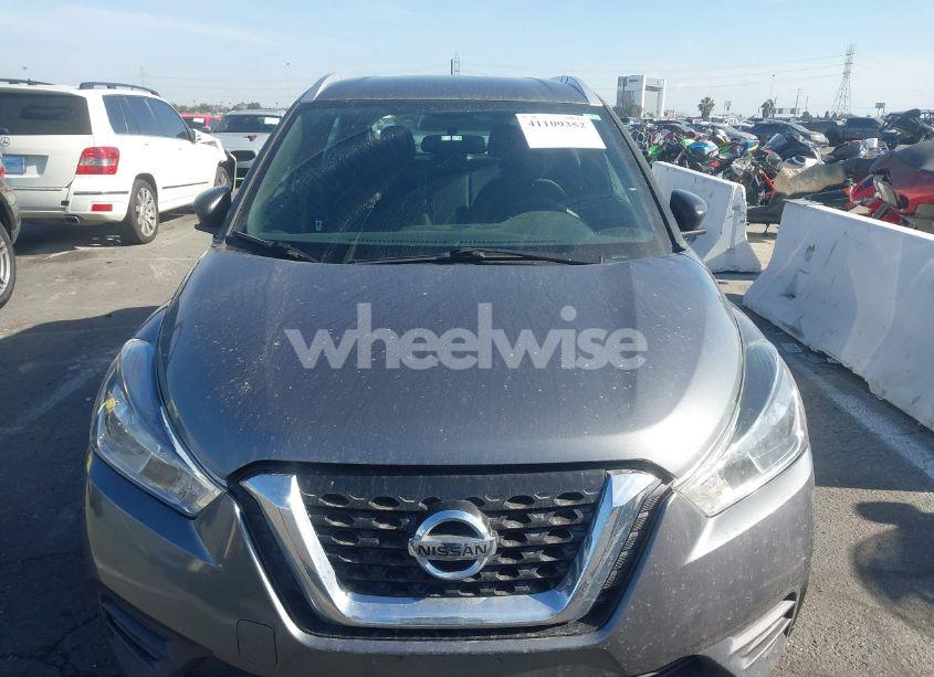 Photo 12 of 2019 Nissan Kicks S (VIN 3N1CP5CU0KL488766)