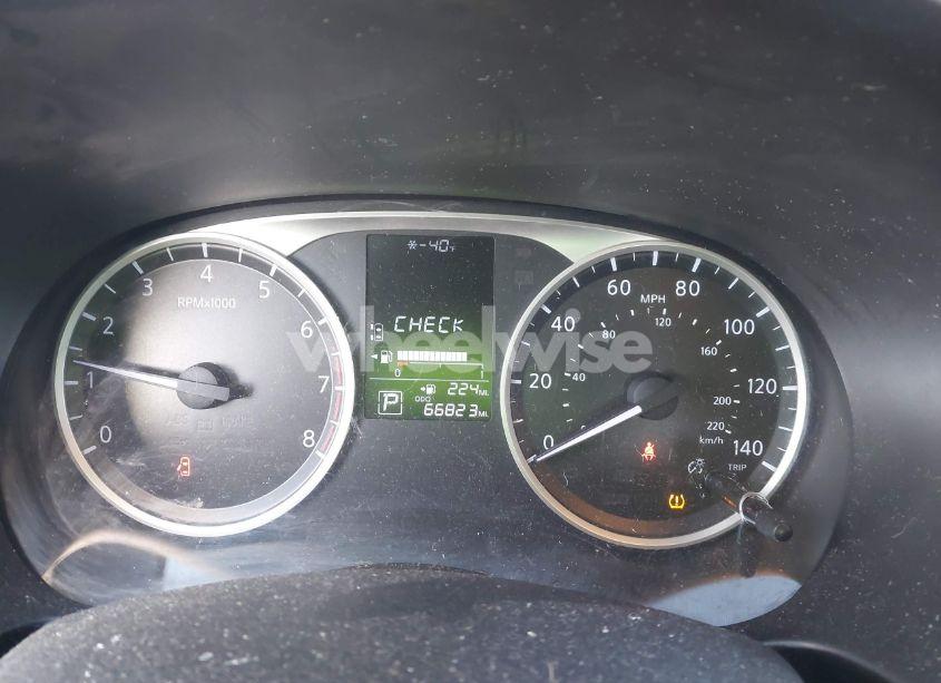 Photo 7 of 2019 Nissan Kicks S (VIN 3N1CP5CU0KL506604)