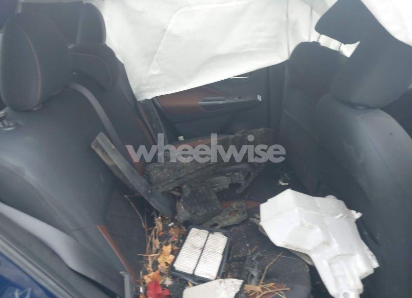 Photo 8 of 2019 Nissan Kicks SR (VIN 3N1CP5CU0KL521328)