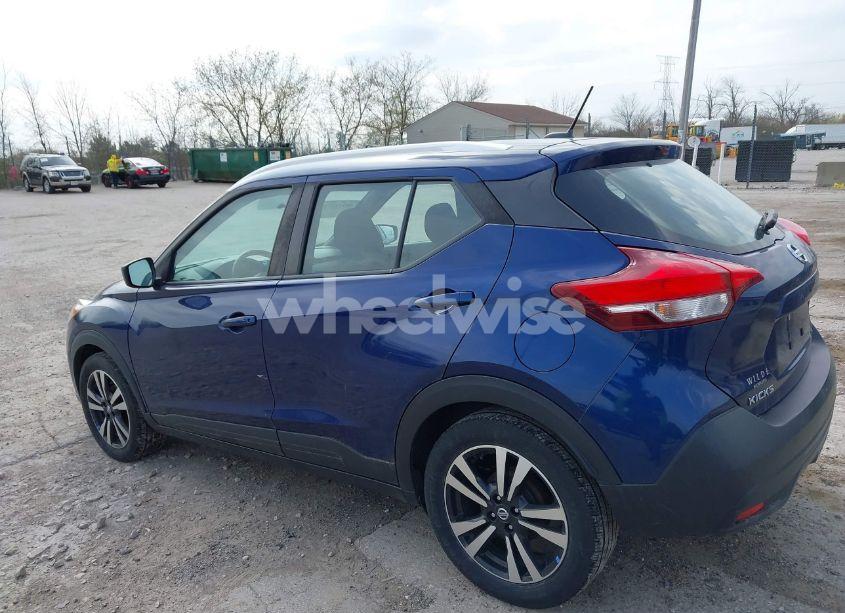 Photo 14 of 2019 Nissan Kicks SV (VIN 3N1CP5CU0KL527047)