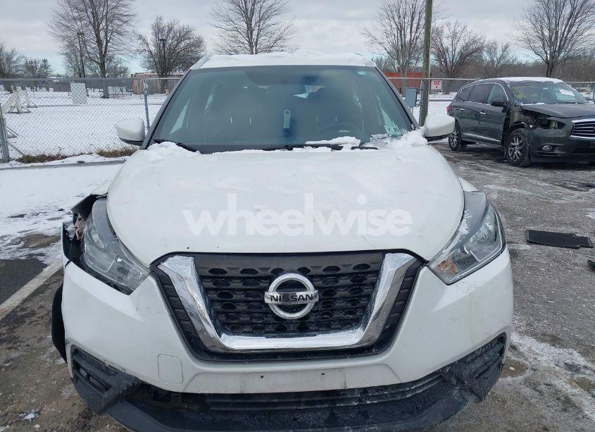 Photo 12 of 2019 Nissan Kicks SV (VIN 3N1CP5CU0KL542096)