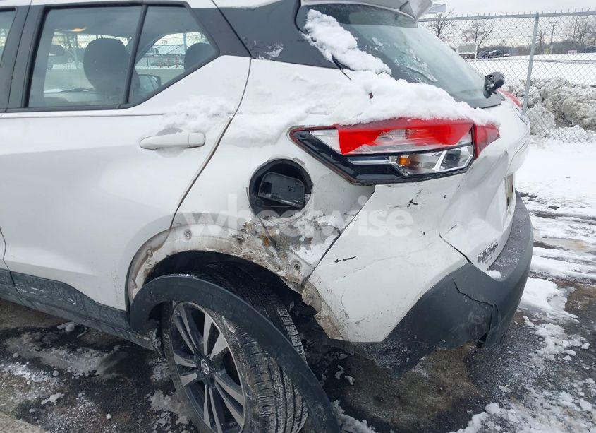 Photo 6 of 2019 Nissan Kicks SV (VIN 3N1CP5CU0KL542096)