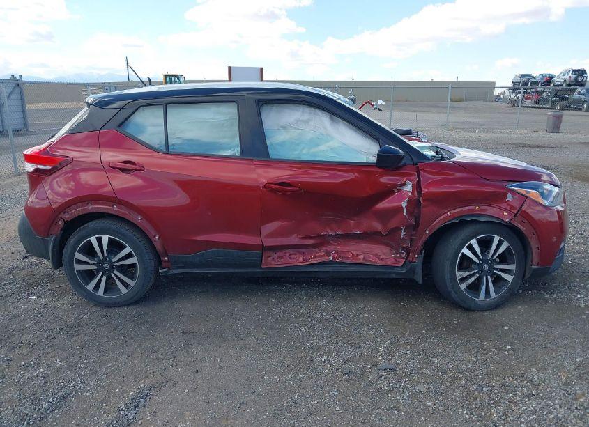 Photo 12 of 2019 Nissan Kicks SV (VIN 3N1CP5CU0KL560968)