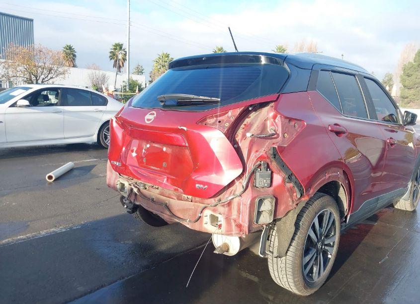 Photo 18 of 2018 Nissan Kicks SV (VIN 3N1CP5CU1JL511311)