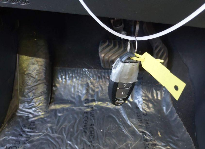 Photo 11 of 2018 Nissan Kicks S (VIN 3N1CP5CU1JL519019)