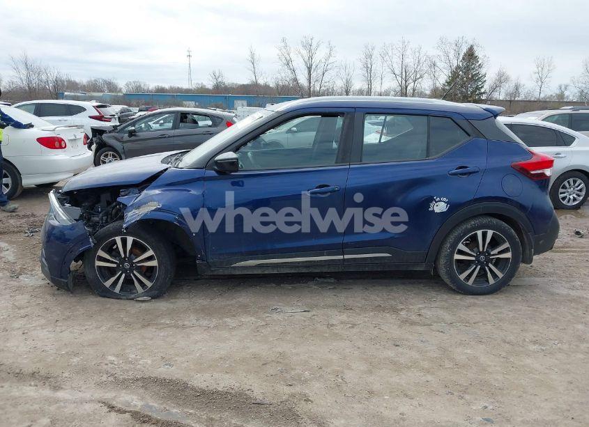 Photo 14 of 2018 Nissan Kicks SR (VIN 3N1CP5CU1JL524897)