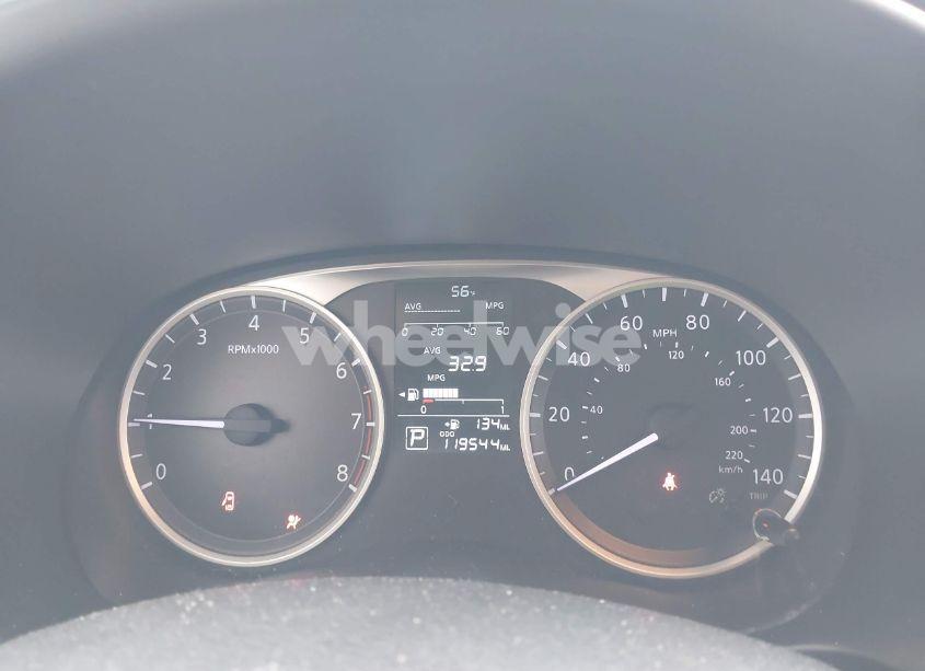 Photo 7 of 2018 Nissan Kicks S (VIN 3N1CP5CU1JL529081)