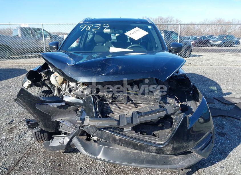 Photo 13 of 2018 Nissan Kicks S (VIN 3N1CP5CU1JL529839)