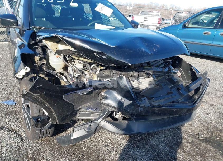 Photo 6 of 2018 Nissan Kicks S (VIN 3N1CP5CU1JL529839)