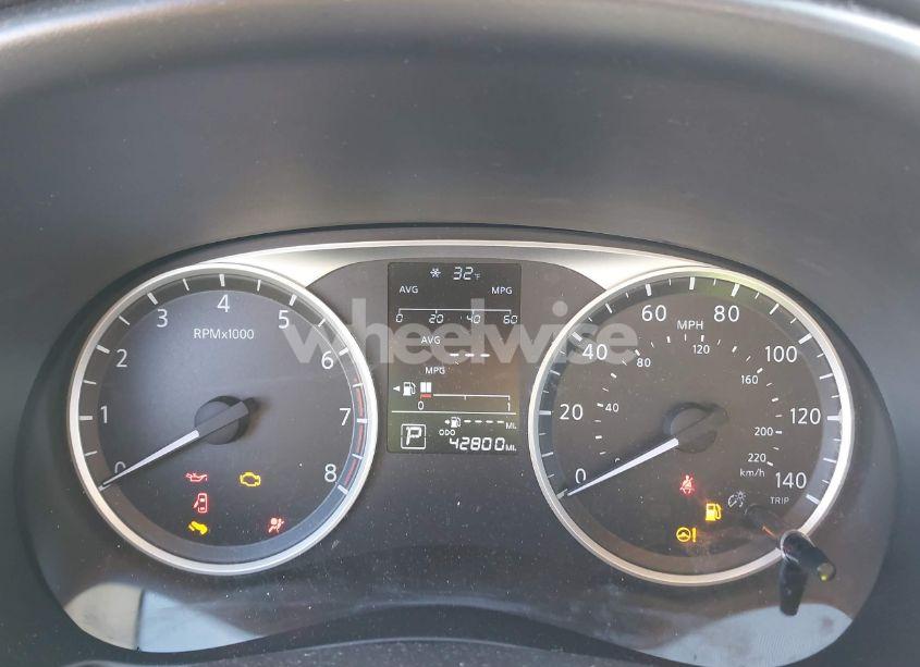 Photo 7 of 2018 Nissan Kicks S (VIN 3N1CP5CU1JL529839)