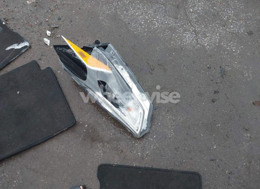 Photo 12 of 2018 Nissan Kicks SR (VIN 3N1CP5CU1JL536192)