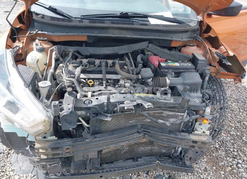 Photo 10 of 2018 Nissan Kicks SV (VIN 3N1CP5CU1JL540145)