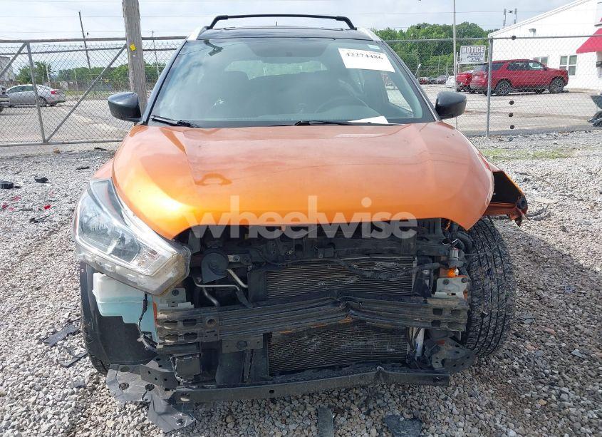 Photo 13 of 2018 Nissan Kicks SV (VIN 3N1CP5CU1JL540145)