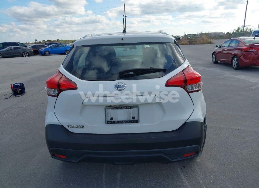 Photo 16 of 2019 Nissan Kicks S (VIN 3N1CP5CU1KL510967)