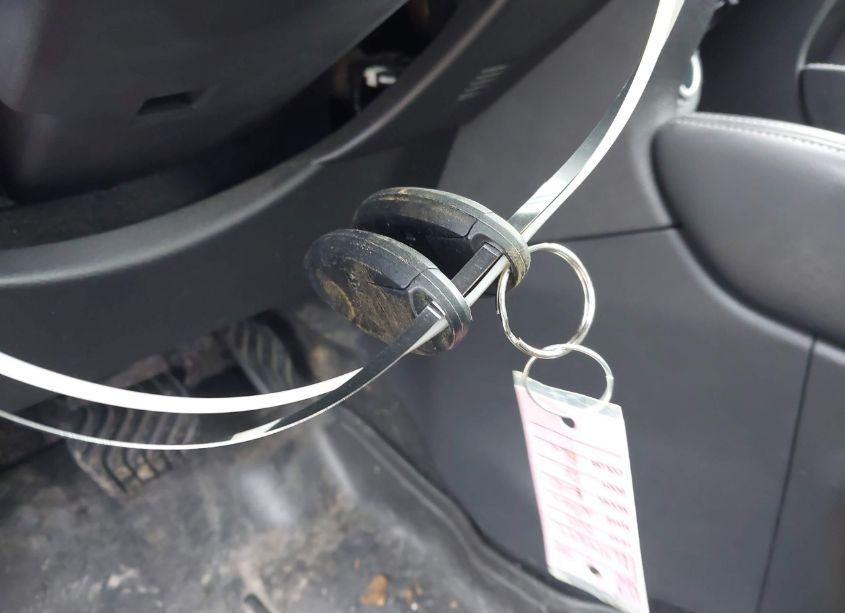 Photo 11 of 2019 Nissan Kicks SR (VIN 3N1CP5CU1KL514694)