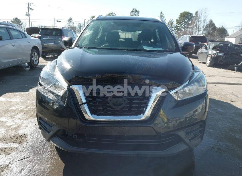 Photo 12 of 2019 Nissan Kicks SV (VIN 3N1CP5CU1KL519202)