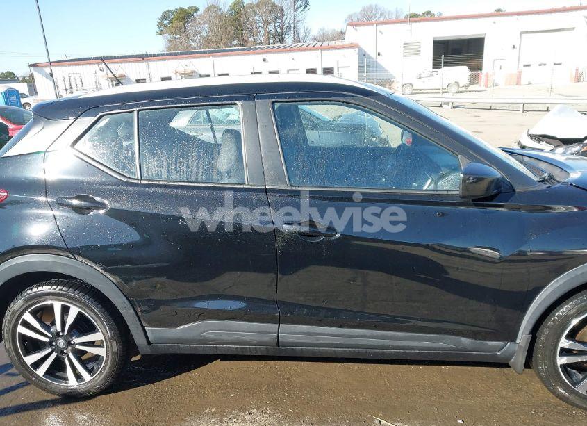 Photo 13 of 2019 Nissan Kicks SV (VIN 3N1CP5CU1KL519202)