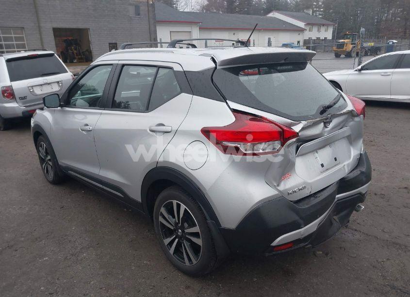 Photo 14 of 2019 Nissan Kicks SR (VIN 3N1CP5CU1KL527087)