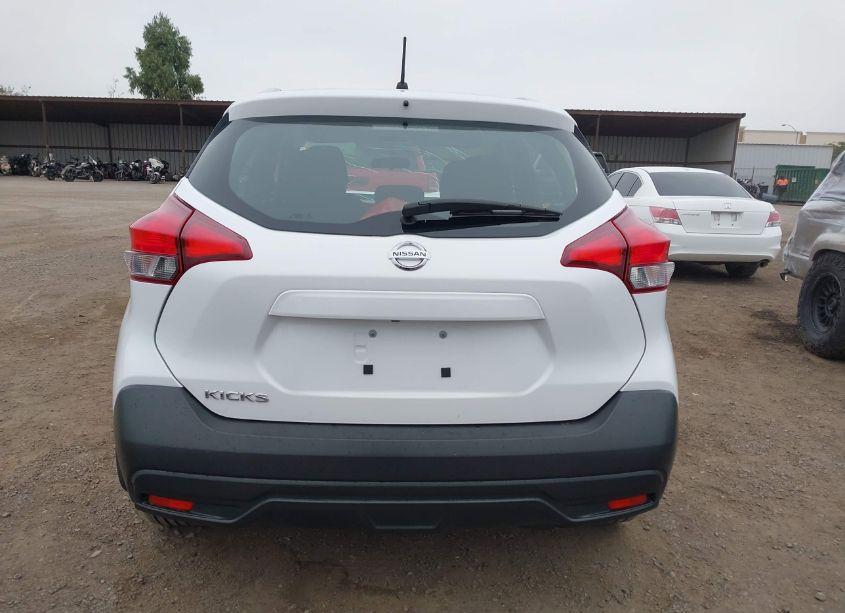 Photo 17 of 2019 Nissan Kicks S (VIN 3N1CP5CU1KL535643)