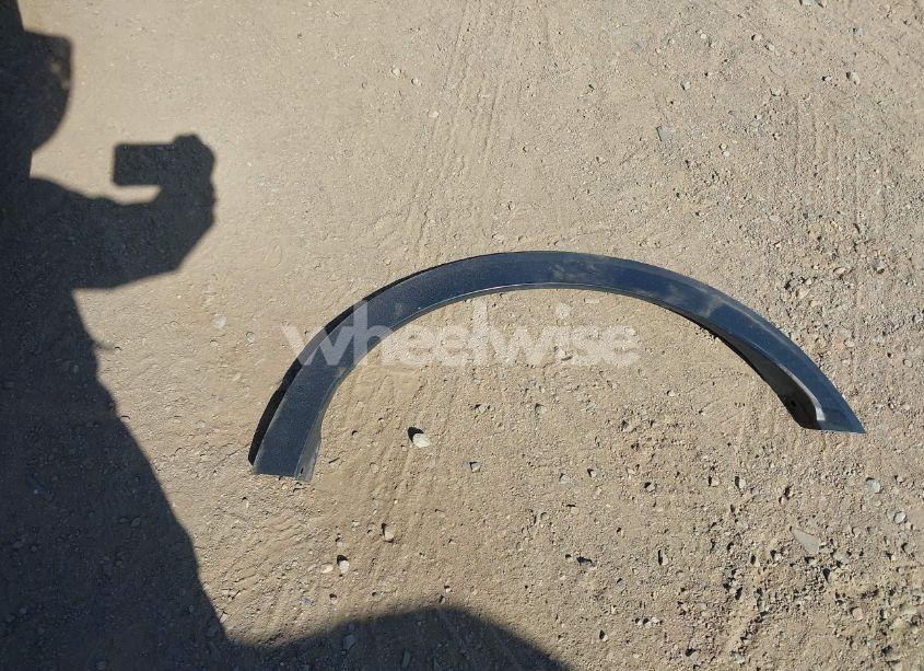 Photo 12 of 2019 Nissan Kicks SR (VIN 3N1CP5CU1KL567444)