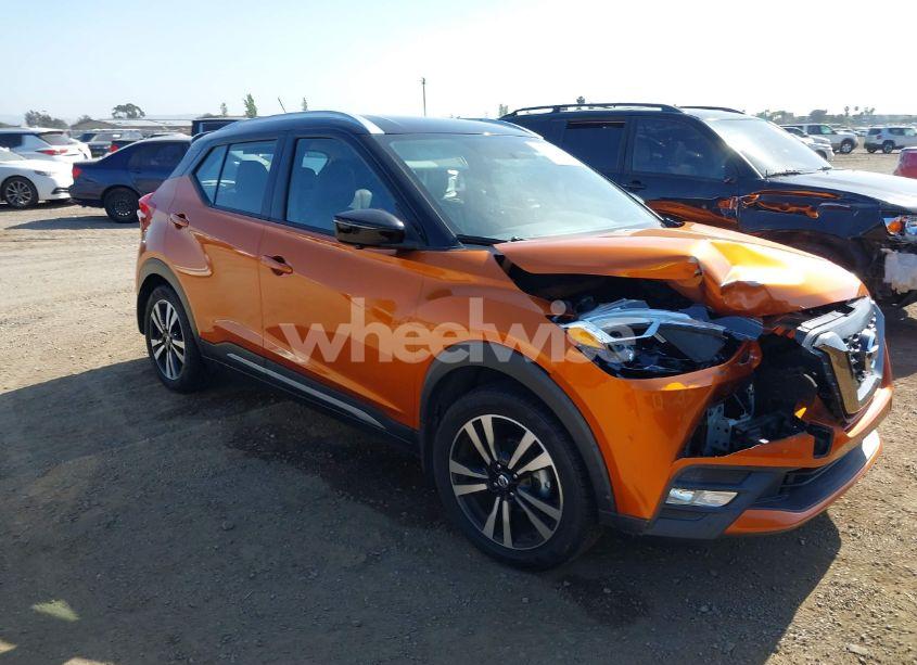 Photo 6 of 2019 Nissan Kicks SR (VIN 3N1CP5CU1KL567444)
