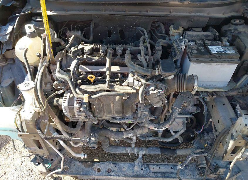 Photo 10 of 2018 Nissan Kicks SV (VIN 3N1CP5CU2JL503735)