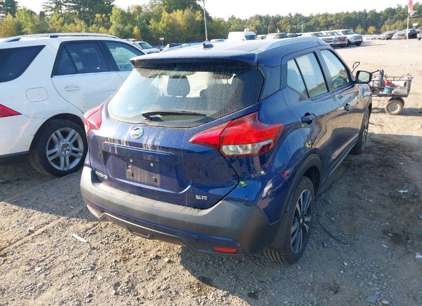 Photo 4 of 2019 Nissan Kicks SR (VIN 3N1CP5CU2KL496142)