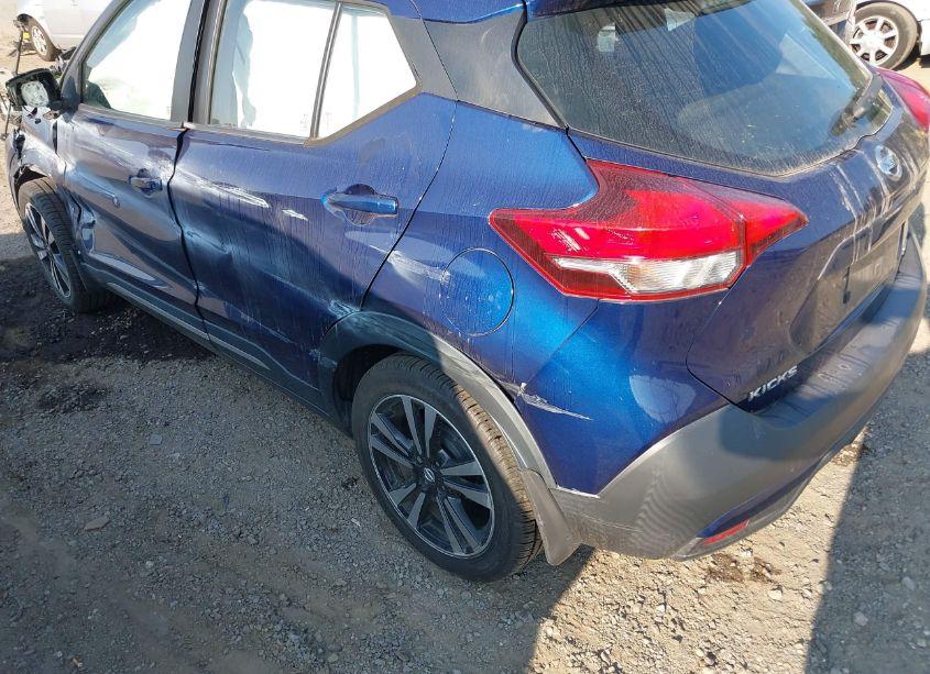 Photo 6 of 2019 Nissan Kicks SR (VIN 3N1CP5CU2KL496142)