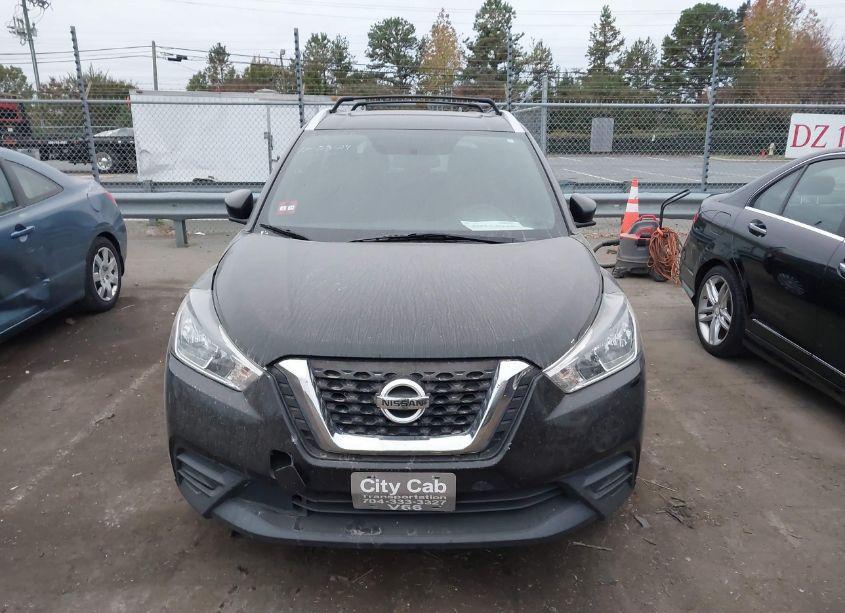 Photo 12 of 2019 Nissan Kicks S (VIN 3N1CP5CU2KL501310)