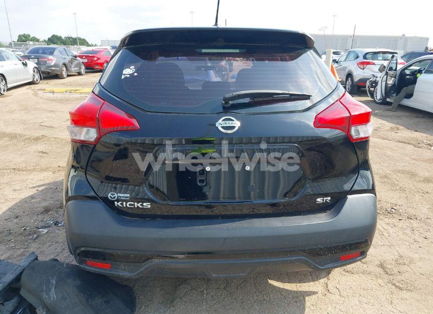 Photo 17 of 2019 Nissan Kicks SR (VIN 3N1CP5CU2KL528359)