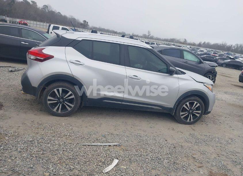 Photo 13 of 2019 Nissan Kicks SR (VIN 3N1CP5CU2KL562351)