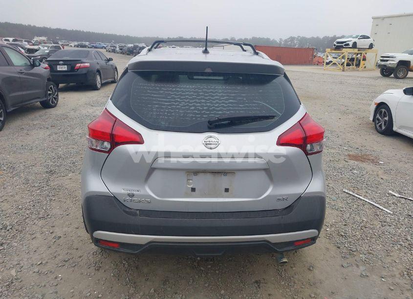 Photo 16 of 2019 Nissan Kicks SR (VIN 3N1CP5CU2KL562351)