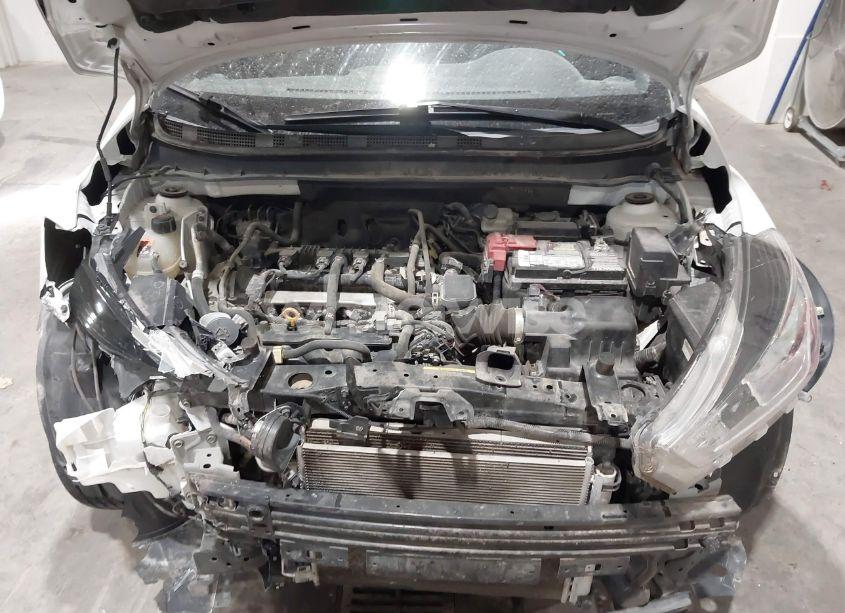 Photo 10 of 2019 Nissan Kicks SV (VIN 3N1CP5CU2KL564004)