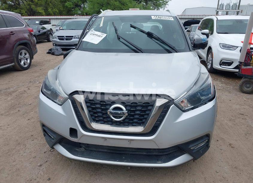 Photo 13 of 2018 Nissan Kicks SR (VIN 3N1CP5CU3JL513965)