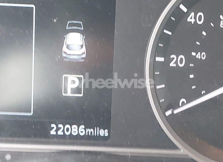 Photo 16 of 2018 Nissan Kicks SR (VIN 3N1CP5CU3JL513965)