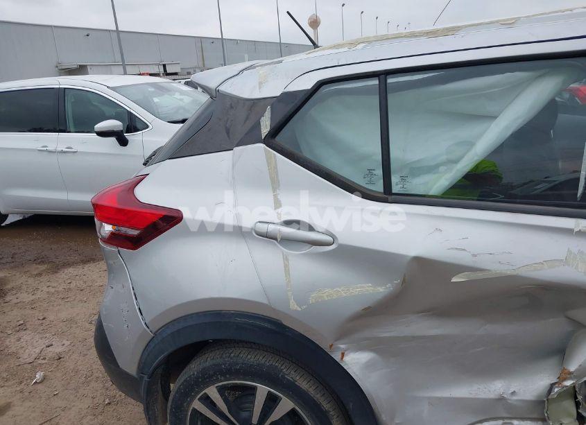 Photo 19 of 2018 Nissan Kicks SR (VIN 3N1CP5CU3JL513965)