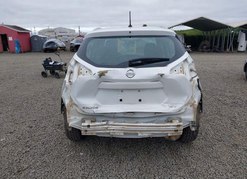 Photo 17 of 2018 Nissan Kicks SV (VIN 3N1CP5CU3JL517580)