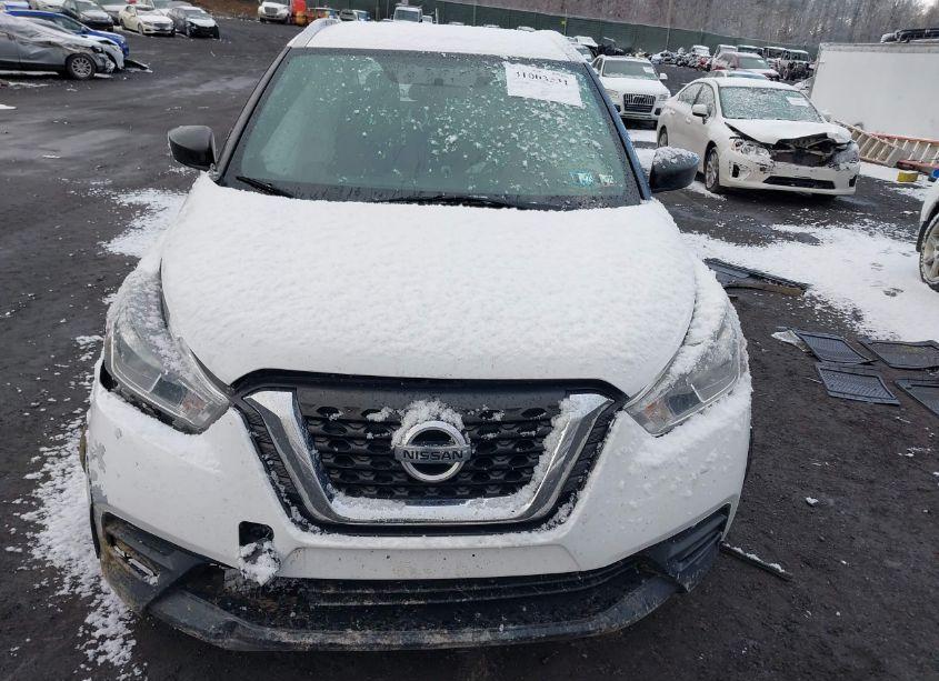 Photo 12 of 2019 Nissan Kicks S (VIN 3N1CP5CU3KL499891)